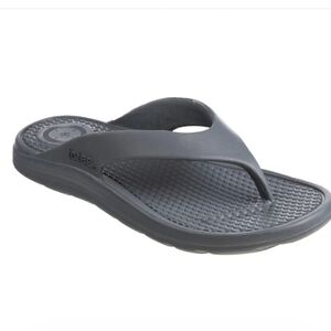 Totes Ara Thong Sandals
